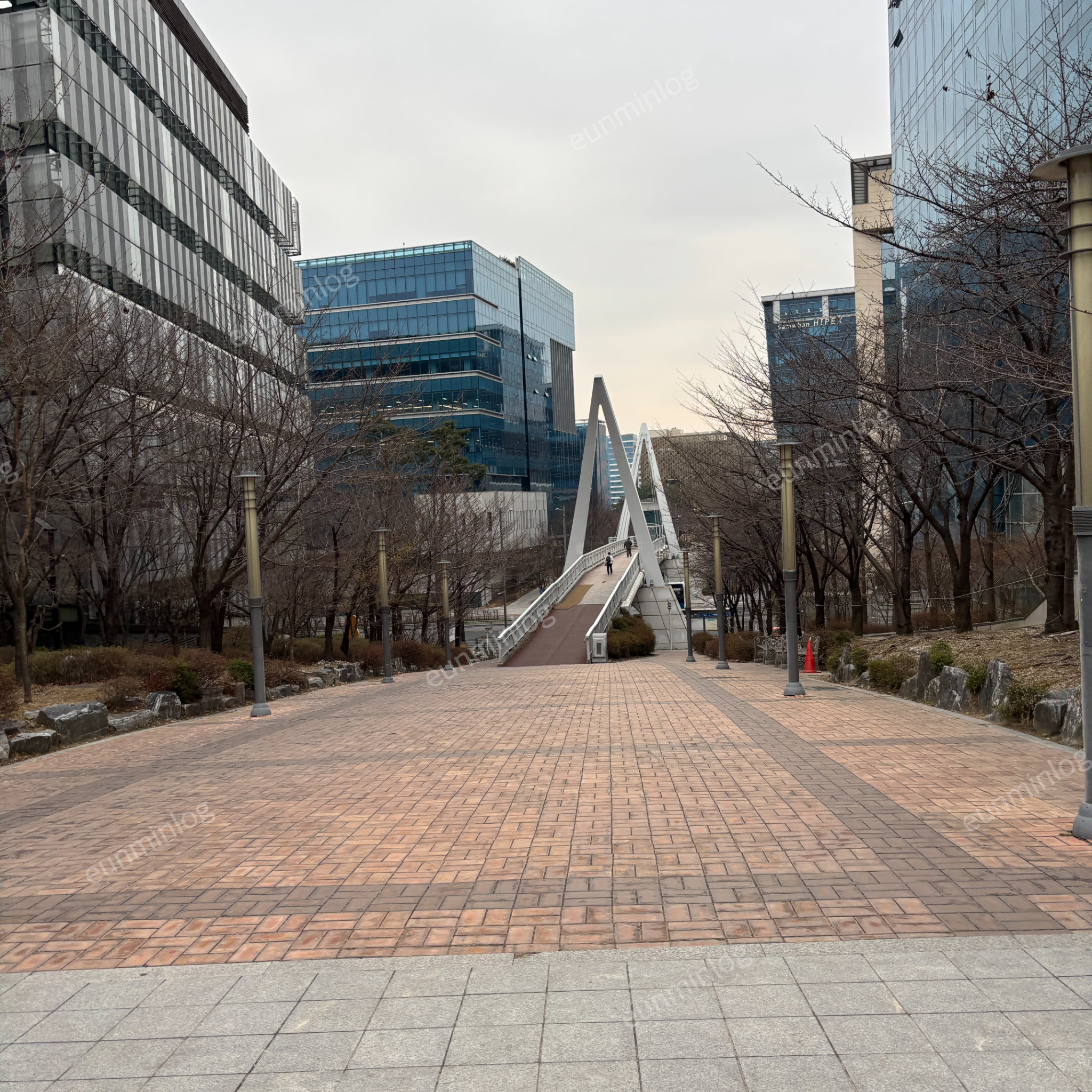 盘桥 科技园区（판교테크노밸리）