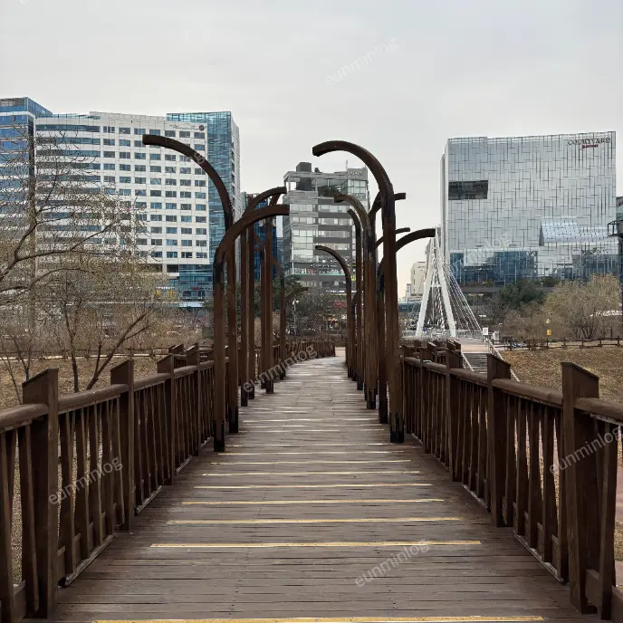 판교 데이트 봇들저류지 공원