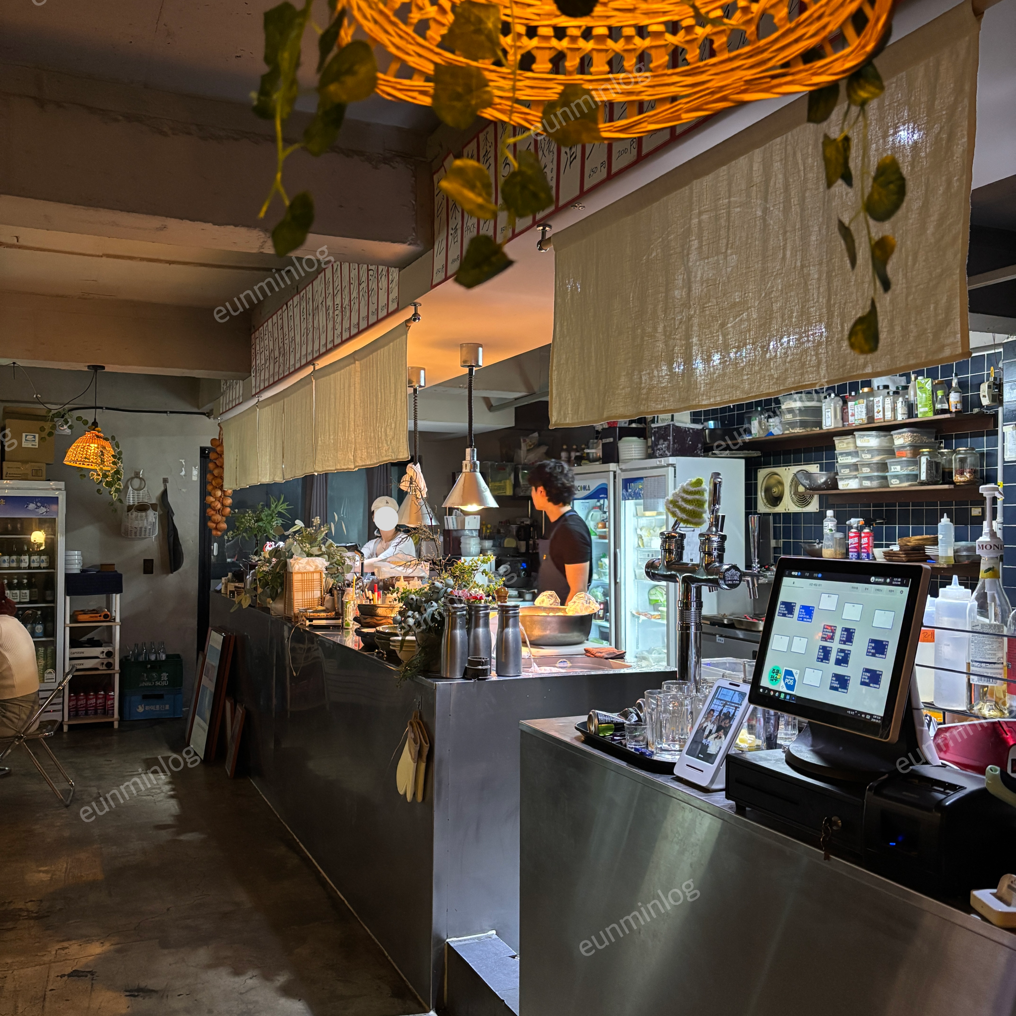 莫兰 居酒屋(日本式小酒馆)美食 非主流 店内 厨房