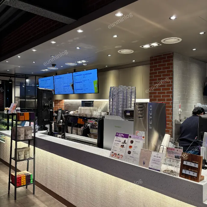 Coffee Bean 水原松竹DT店 1樓櫃台