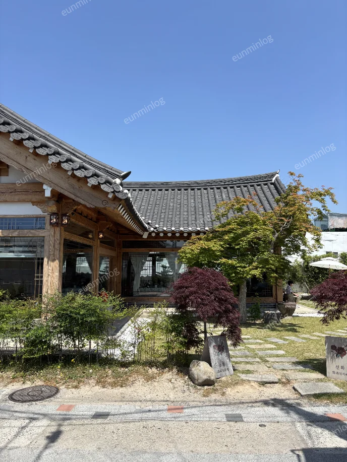 경주 황리단길 한옥카페 선화 매장 전경