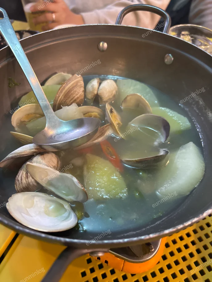 강남 456포차에서 주문한 홍합탕